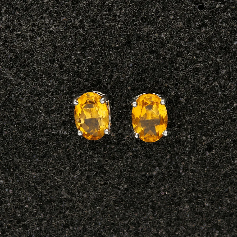 18ct White Gold Oval Cut Citrine Stud Earrings