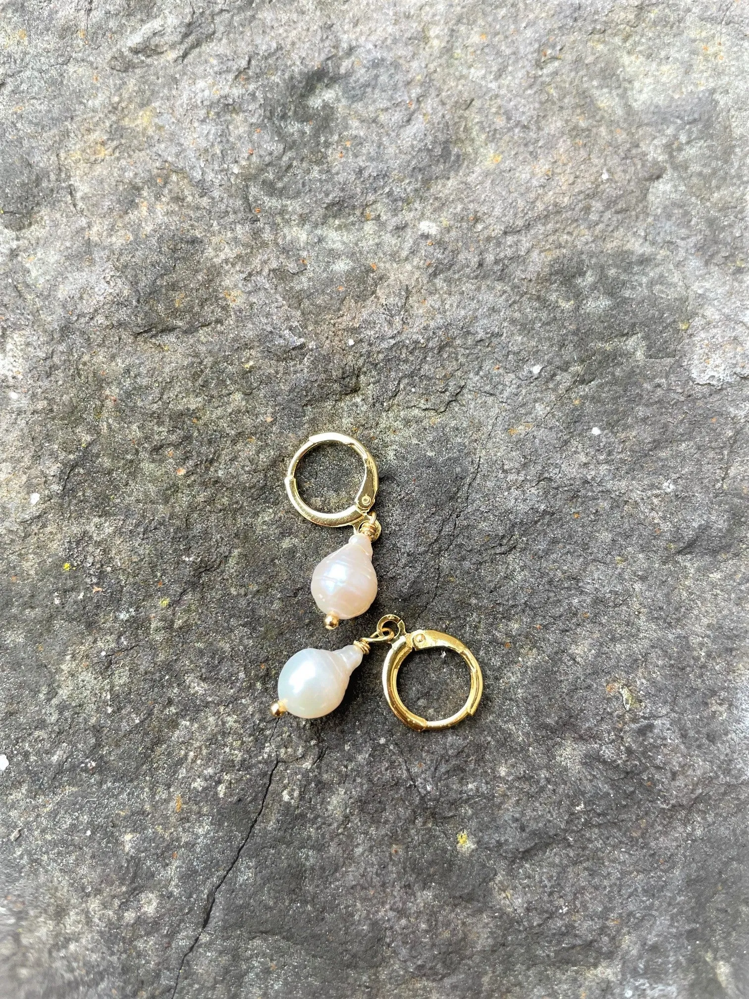 Alice Rose Jewellery - Small Pearl Hoop Earrings Gold