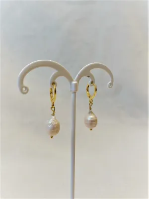 Alice Rose Jewellery - Small Pearl Hoop Earrings Gold