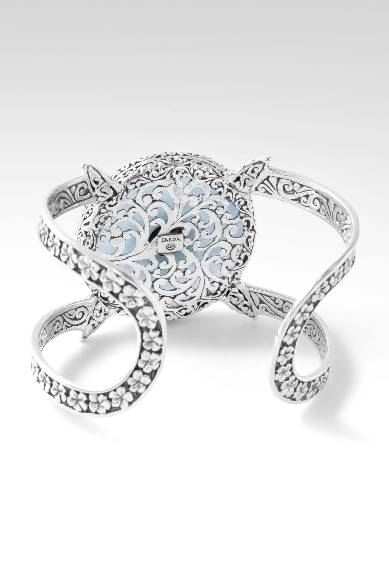 Everblooming Elegance Cuff™ in Aquamarine