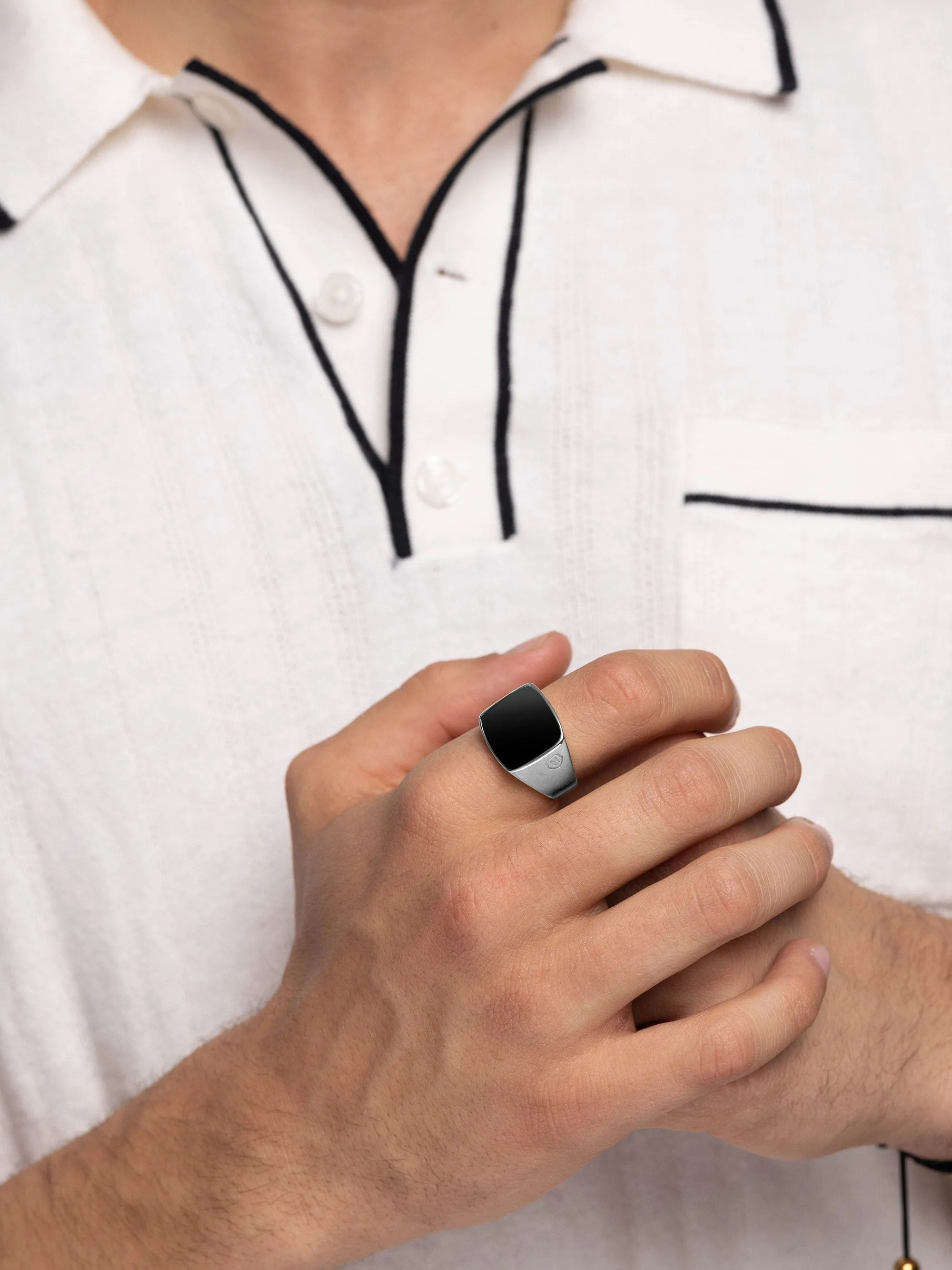 Men's Silver Signet Ring with Onyx