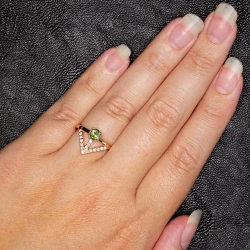 MINT GREEN SAPPHIRE NATURAL DIAMOND V RING ROSE GOLD COCKTAIL TRIANGLE GEOMETRIC