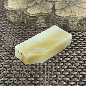 Natural Hetian Jade Rough Nephrite Raw (69g,6.0X2.7X1.5cm)