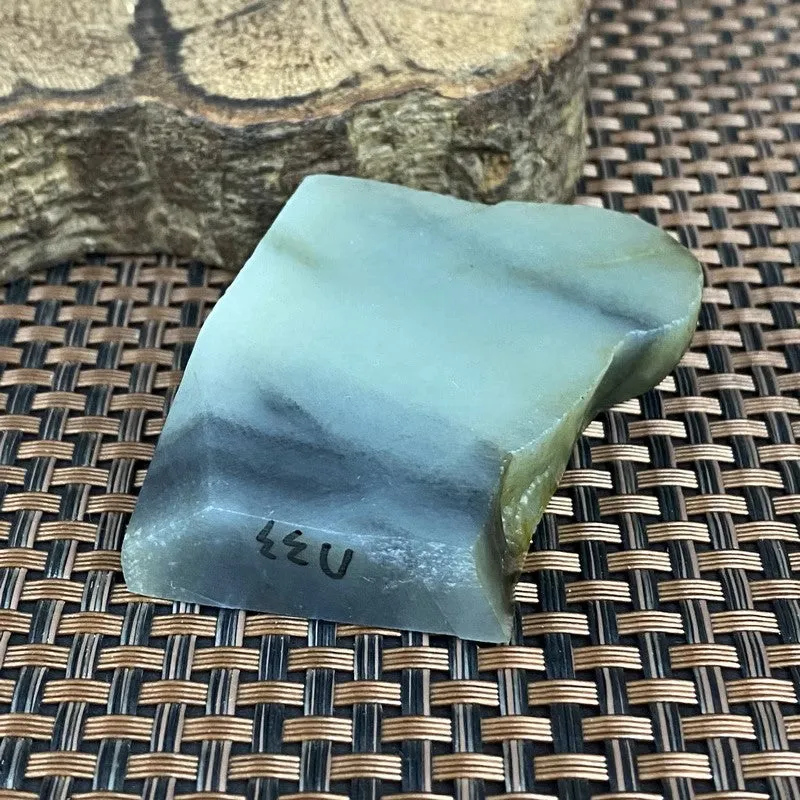 Natural Hetian Jade Rough Nephrite Raw (72g,4.6X3.4X1.6cm)