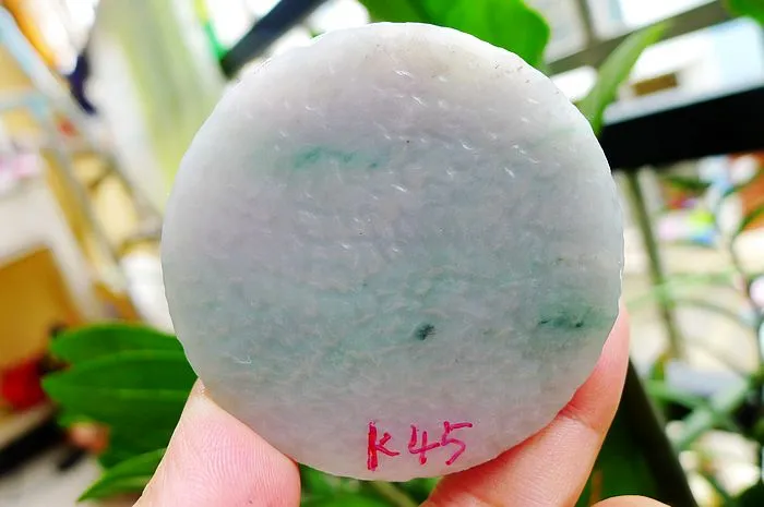 Natural Jade Rough Jadeite Raw (149g,5.6X1.9cm)