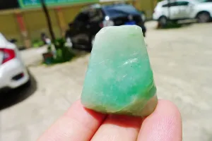 Natural Jade Rough Jadeite Raw (19g,3.5X2.8X1cm)