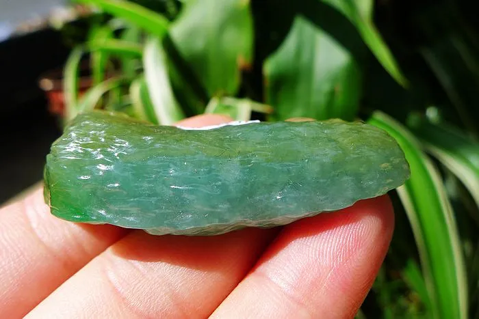 Natural Jade Rough Jadeite Raw (23.6g,5.4X2.5X1.35cm)