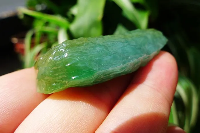 Natural Jade Rough Jadeite Raw (23.6g,5.4X2.5X1.35cm)