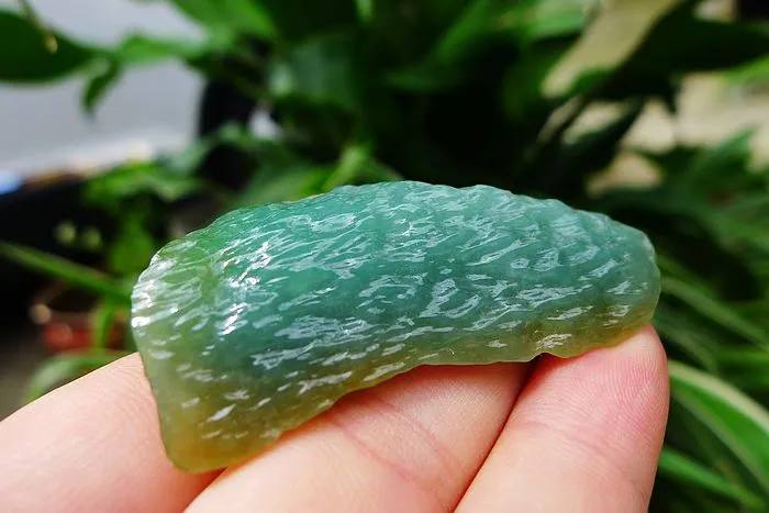 Natural Jade Rough Jadeite Raw (23.6g,5.4X2.5X1.35cm)