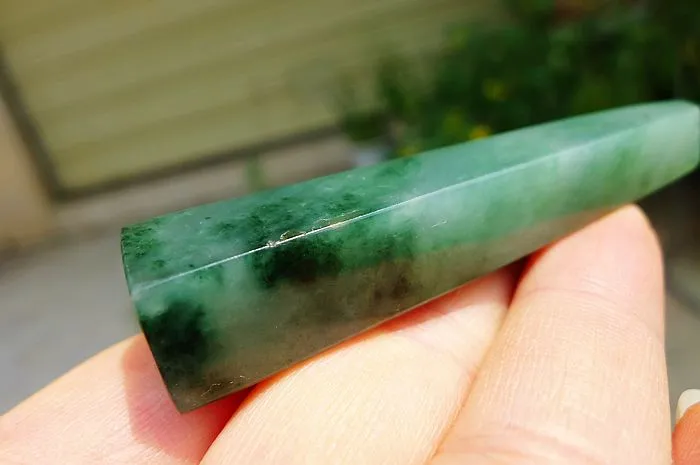 Natural Jade Rough Jadeite Raw (28g,6.7X1.8X1.3cm)