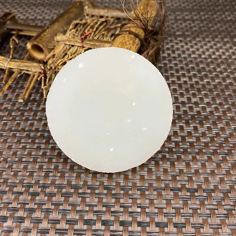 Natural Kunlun Jade Rough Nephrite Raw (101g,5.7X1.3cm)