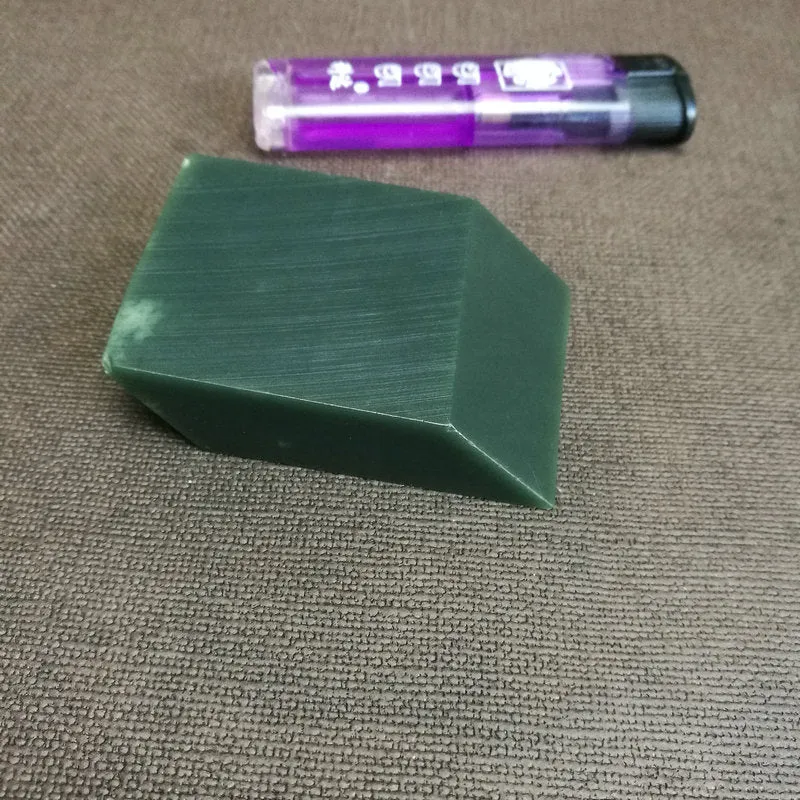 Natural Kunlun Jade Rough Nephrite Raw (112g,5X4.5X1.5cm)