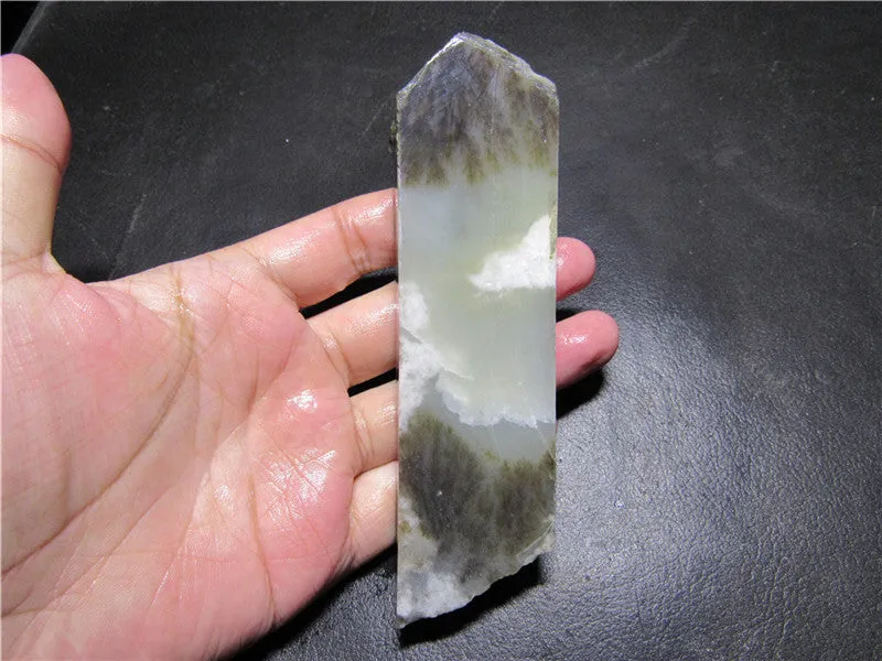 Natural Kunlun Jade Rough Nephrite Raw (214.54g, 127X34X22mm)