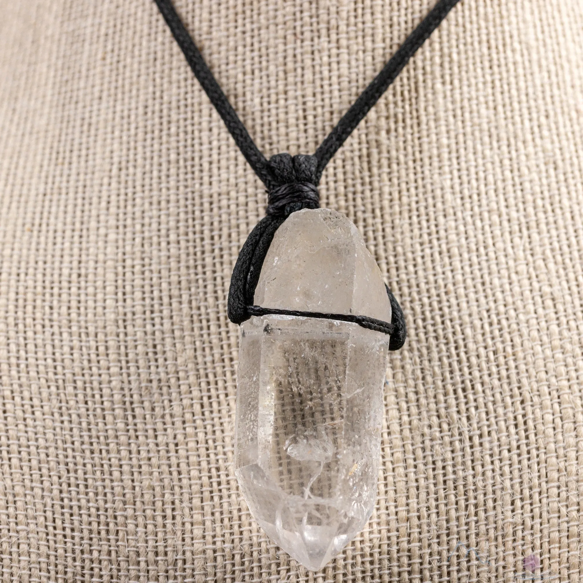 Raw CLEAR QUARTZ Crystal Necklace - Crystal Points, Pendant Necklace, Handmade Jewelry, Healing Crystals and Stones, E0930