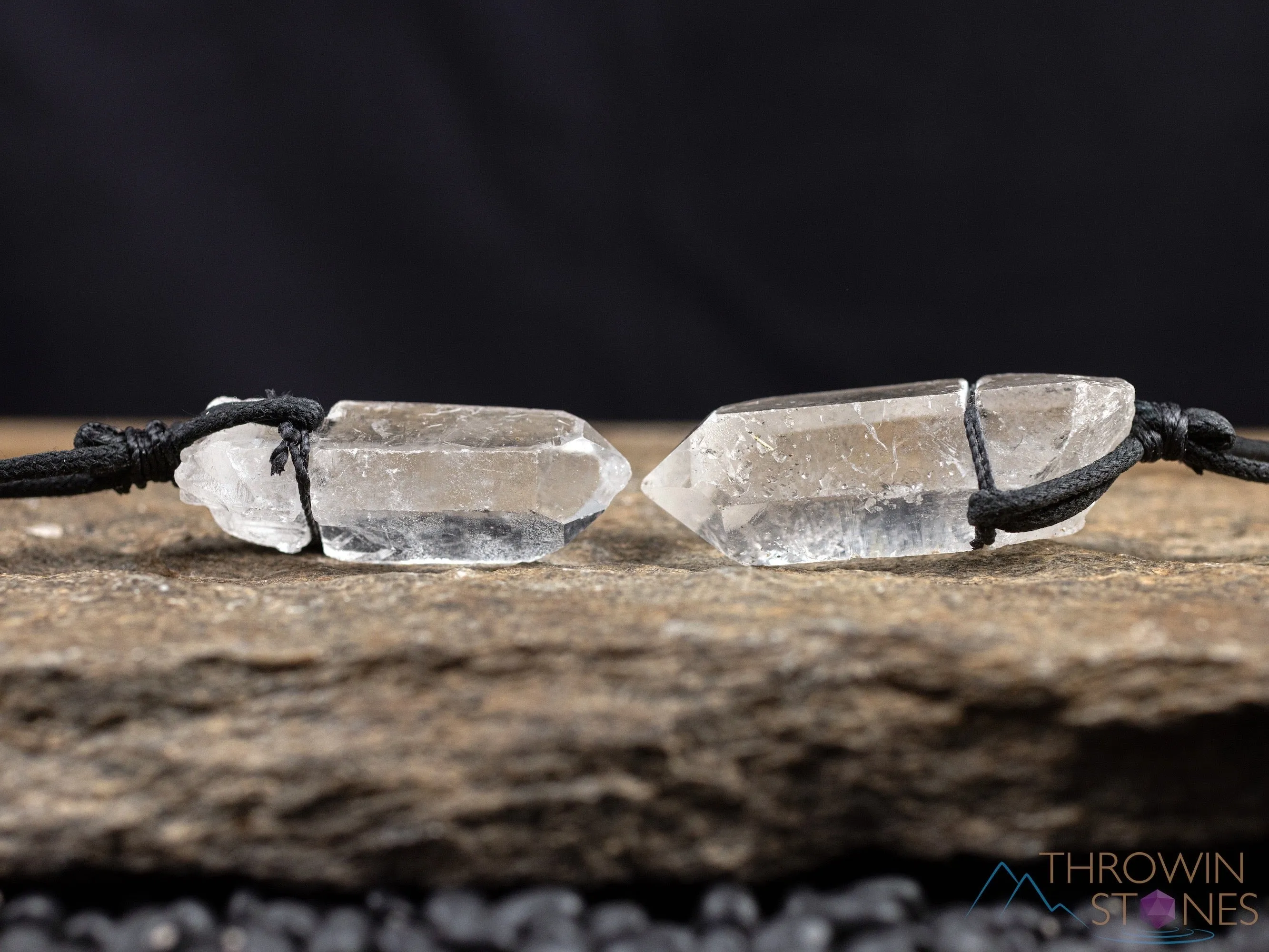 Raw CLEAR QUARTZ Crystal Necklace - Crystal Points, Pendant Necklace, Handmade Jewelry, Healing Crystals and Stones, E0930