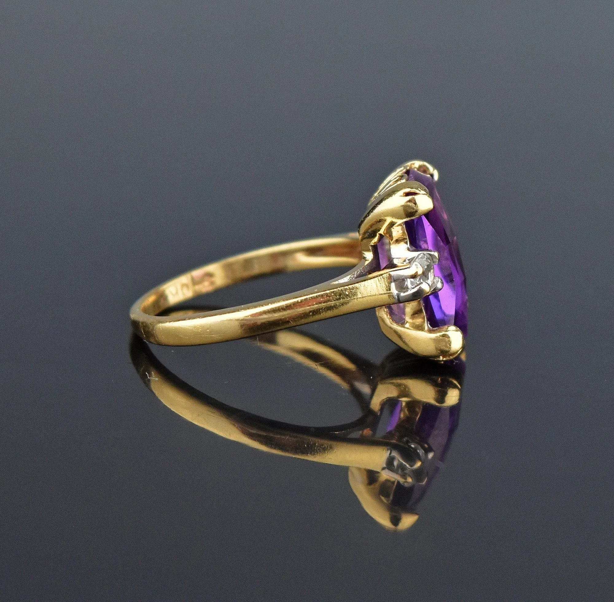 Retro Color Change Sapphire Fancy Cut Gold Ring